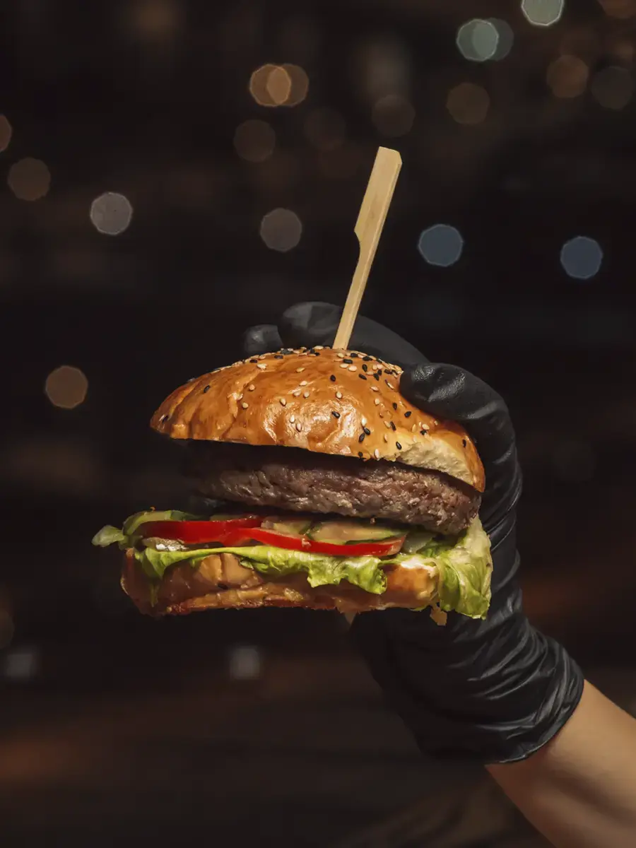 Rotina de hamburguerias atendida pelo Sischef