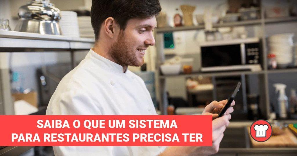 Sistema para restaurantes. Imagem com o fundo de um restaurante um homem com um tablet não mão e sorrindo